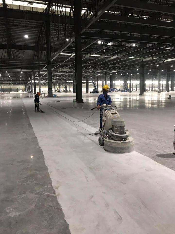 Grinding and polishing concrete floor for VINFAST Factory